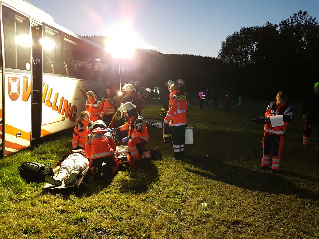 Rettungsübung 01.10.2018 in Mühlheim an der Donau Rettungsübung 01.10.2018 in Mühlheim an der Donau