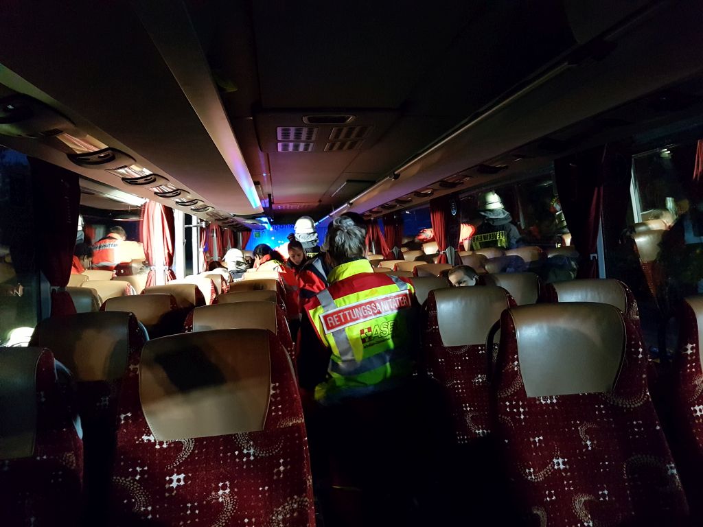 Rettungsübung 01.10.2018 in Mühlheim an der Donau Rettungsübung 01.10.2018 in Mühlheim an der Donau