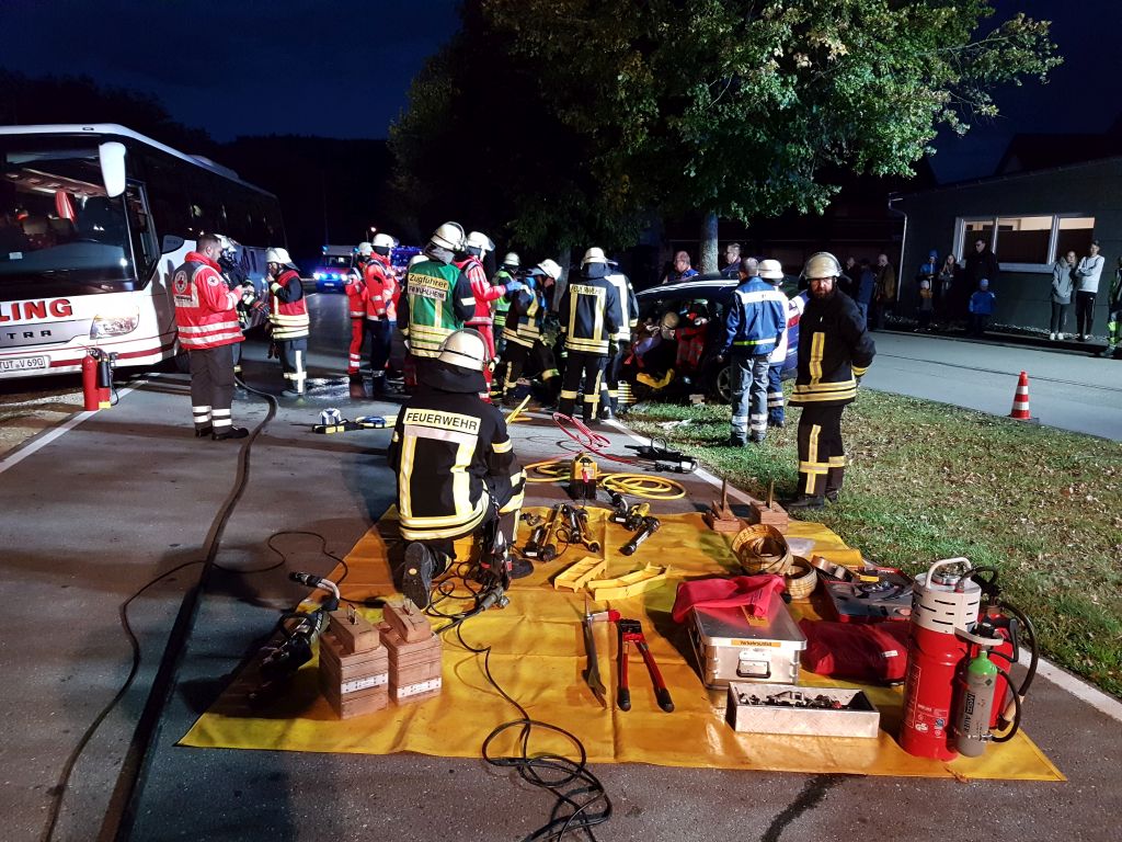 Rettungsübung 01.10.2018 in Mühlheim an der Donau Rettungsübung 01.10.2018 in Mühlheim an der Donau